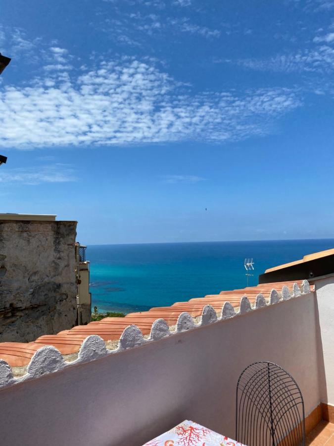 Affaccio Su Stromboli Apartment Тропеа Екстериор снимка