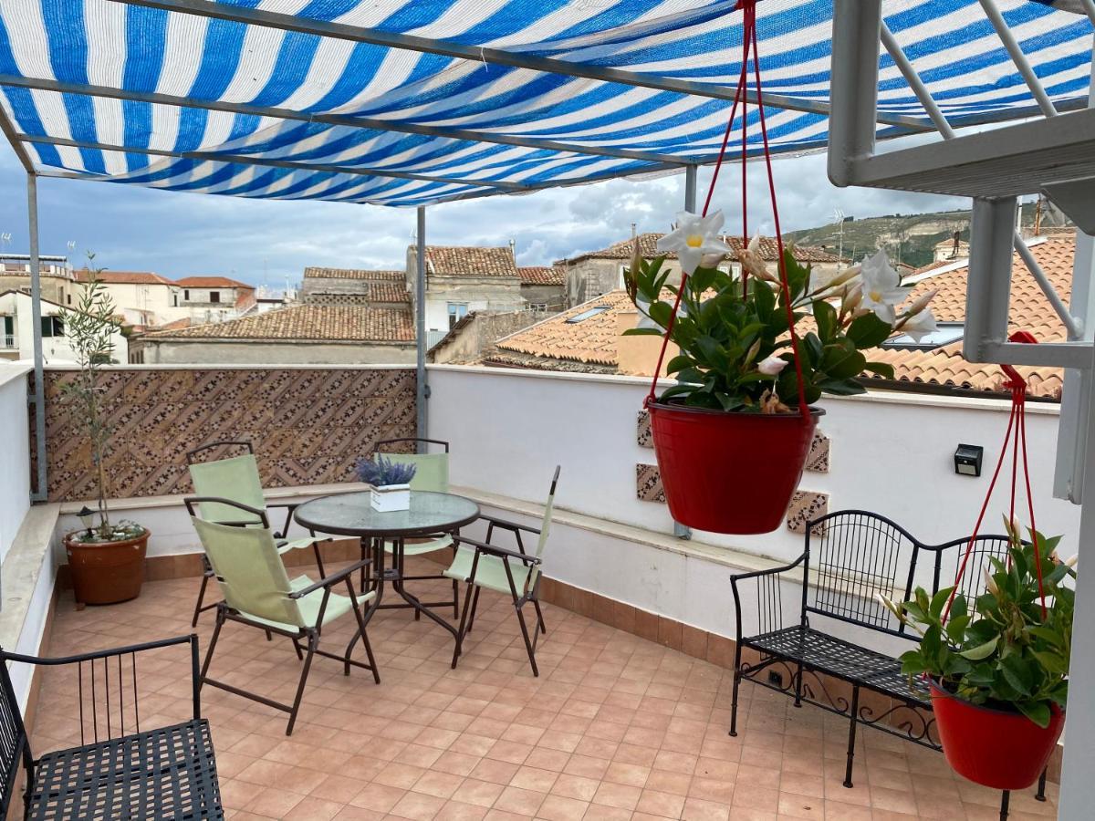 Affaccio Su Stromboli Apartment Тропеа Екстериор снимка
